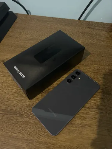Samsung S23FE