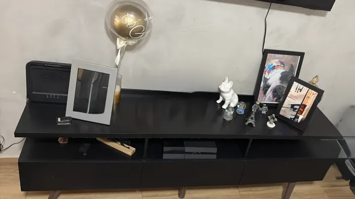 Rack preto semi novo