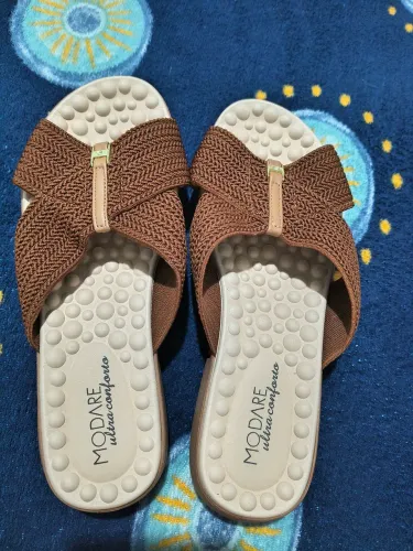 Sandália modare,nova, comprei mas ficou grande no meu pé, número 34.
