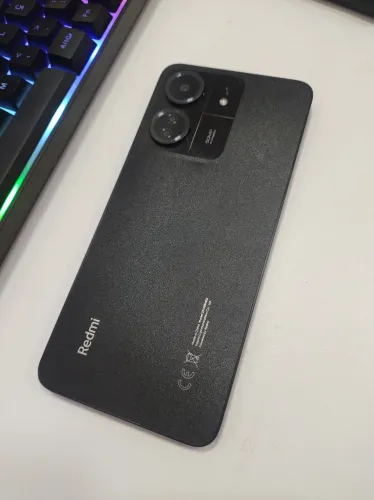 Redmi 13 (1 ano de uso)-Impecavel (olhe a descrição)