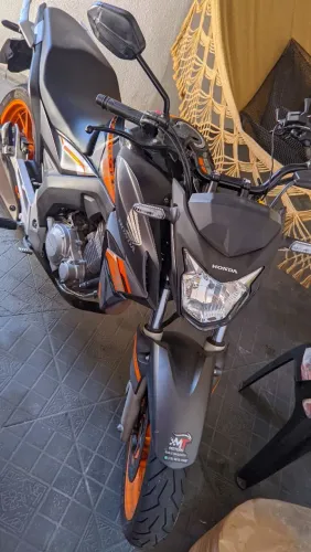 HONDA TWISTER ABS ZERADA BAIXÍSSIMO KM VERSÃO CINZA/LARANJA
