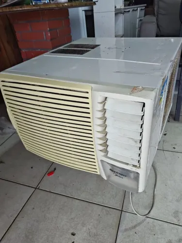 Ar-condicionado Gelando Topado 12000btus