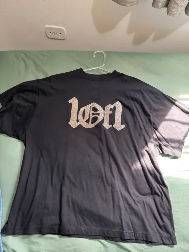 Camiseta exclusiviist 1OF1, usada apenas 2 vezes