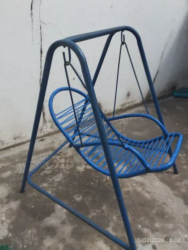 Cadeira de balanço infantil 