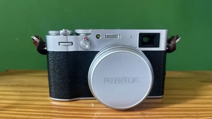 Máquina fotográfica | Fujifilm X100V