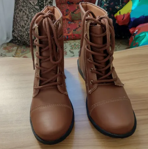 Bota Coturno Caramelo tamanho 37 FORMA PEQUENA