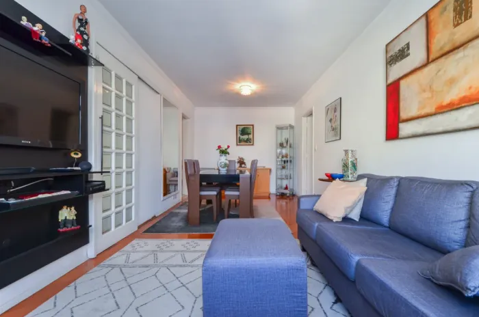 Apartamento à venda com 85m², 2 Dormitórios, 2 banheiros e 1 vaga na Aclimação