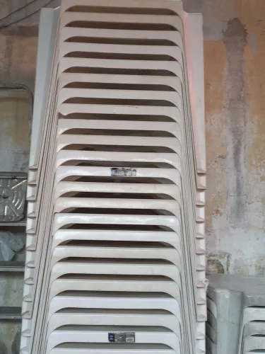 Aluguel  de mesas e cadeiras  para eventos  em geral.  ( zona sul  )