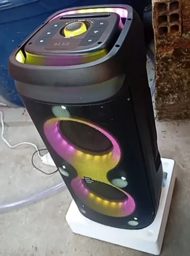 Vendo ou troco caixa de som pulse nova...
