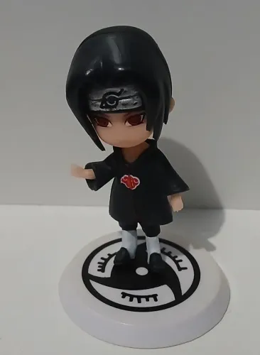 BONECO MINIATURA NARUTO SHIPPUDEN ITACHI UCHIHA AKATSUKI