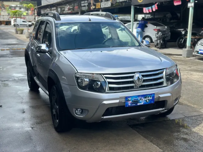 Renault Duster Dynamique 2.0 Hi-flex 16V Aut. 2013