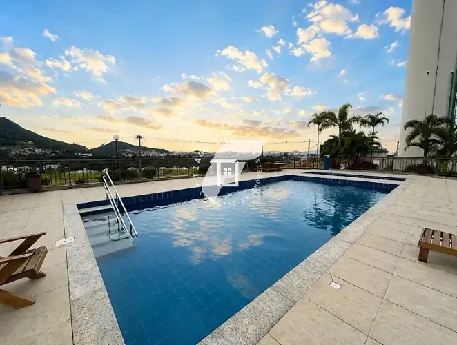Apartamento 2 Quartos 45m² com Piscina - Caminho Novo
