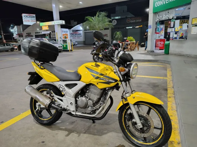 CBX Twister 250 2007 - Venda ou Troca por moto