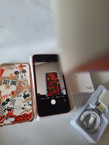 CELULAR IPHONE 8 PLUS 64 GB VERMELHO USADO FUNCIONANDO NORMALMENTE-BATERIA 100%