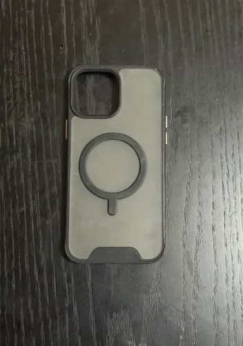 Capa iPhone 15 pro max cor preta