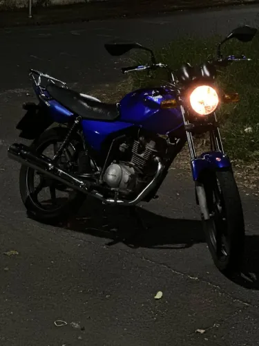 Titan 150 2004 (troco por carro)