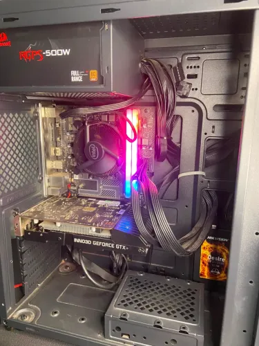 PC Gamer i3 10105F + GTX 1650 + 16GB RAM
