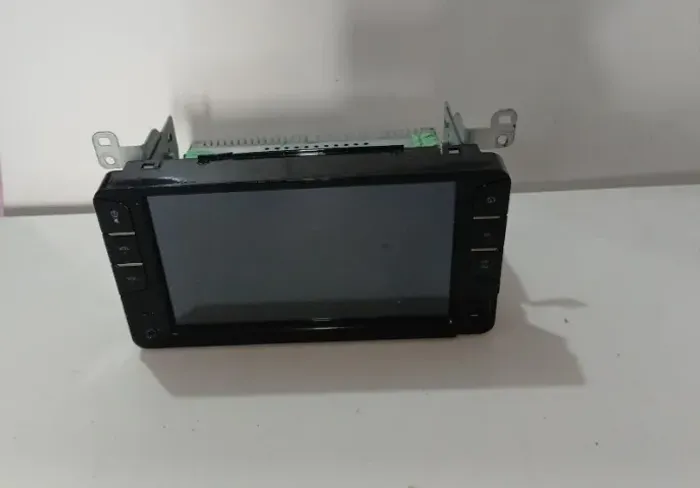 Multimidia Original Outlander L200 2017 2018 (082)
