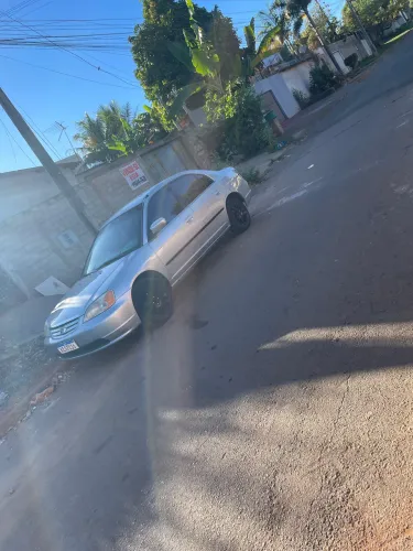 Honda Civic Sedan LX 1.7 16V 115cv Mec. 4P 2002