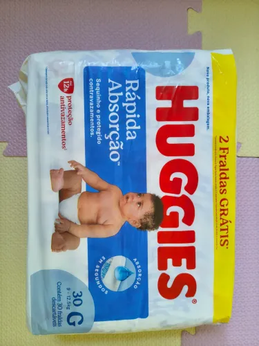 Fralda Huggies tamanho G.