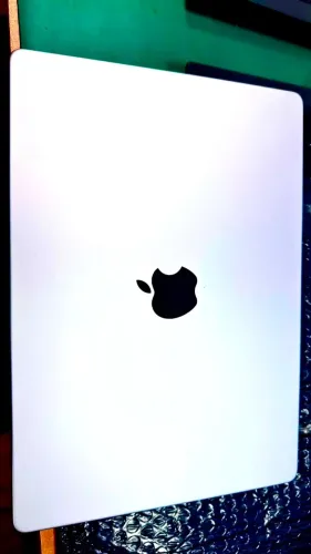 MacBook Pro M1 Pro 512GB + 16GB, Muito novo!