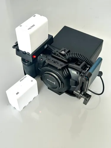 Camera Blackmagic Pocket 4k + Acessorios