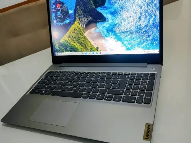 Notebook Lenovo, ideapad 3, 4GB + 128GB. Semi Novo.   NOTEBOOK SEMINOVO FUNCIONANDO 100%..