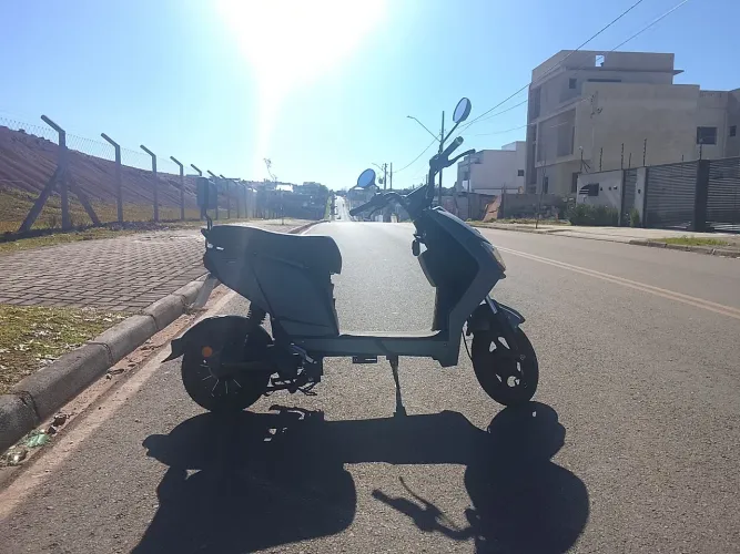 Scooter elétrica marca NXT-juna 2023