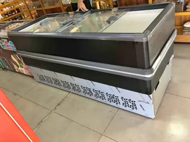 ILHA PARA CONGELADOS 2M POLAR