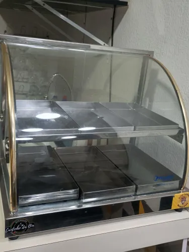 Vendo estufa com 6 bandejas 2 andares 110V