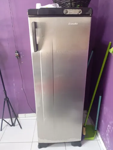 Refrigerador Inox Esmaltec