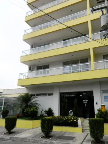Triplex para aluguel em Piabetá (Inhomirim) - Magé - RJ