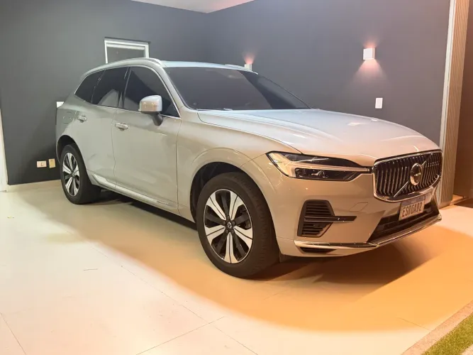 Volvo XC-60 T-8 Plus 2.0 AWD (híbrido) 2024