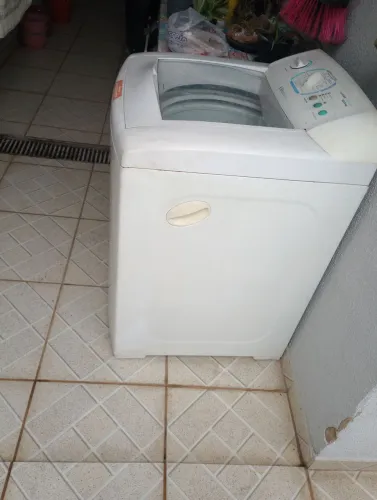 Máquina de lavar roupas 12 kg Eletrolux