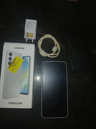 Vendo celular Samsung A16 semi novo