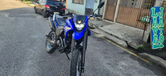Vendo moto lander xtz 250