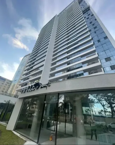 EDF. LEO MONTE, NAVEGANTES COM 03 SUÍTES, 02 VAGAS, VISTA DEFINIDA!