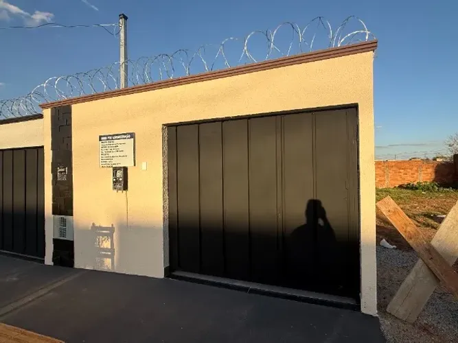 Casa nova a venda