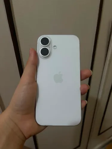 IPHONE 16-128g