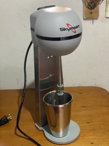 Vende-se batedor de milkshake