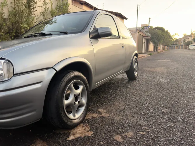 Chevrolet Corsa Super 1.0 MPFI / 2P E 4P 1998