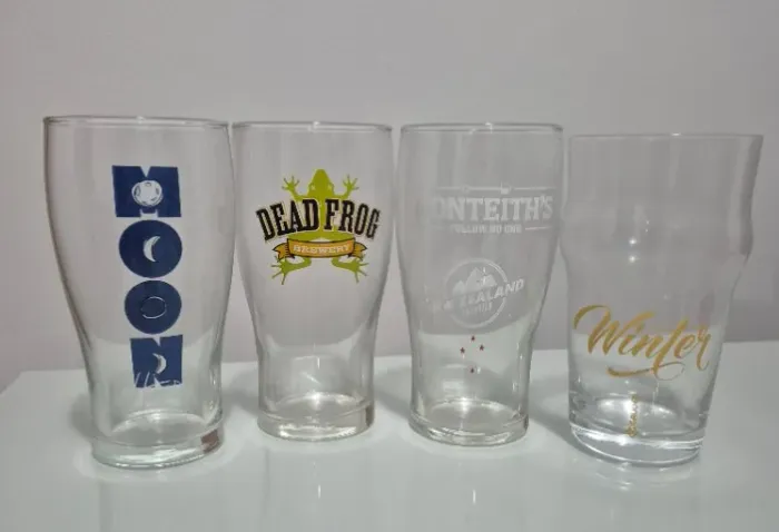 4 copos de cerveja