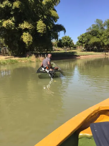 BARCO - CANOA- BOTINHO - EMBARCAÇÃO