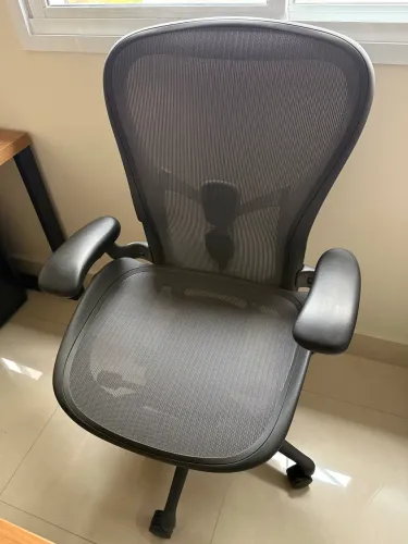 Cadeira Herman Miller Aeron Grafite Completa Tamanho C