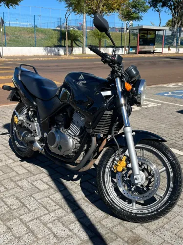 VENDO OU TROCO CB500 2002