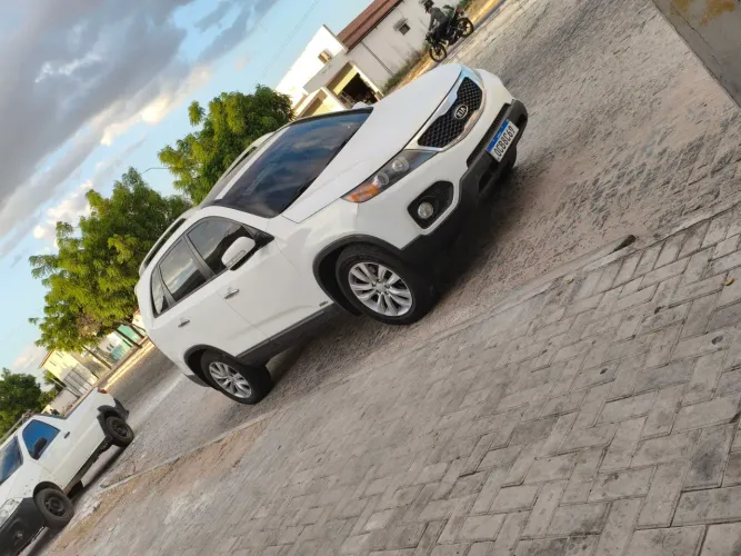 Kia Motors Sorento 3.5 V6 24V 278cv 4X4 Aut. 2012