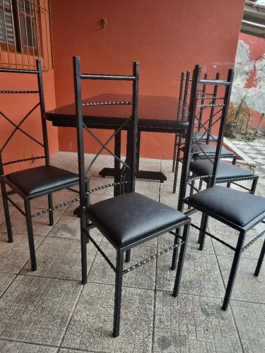 Belíssima Mesa de Ferro C/Pedra de Mármore (ENTREGO)