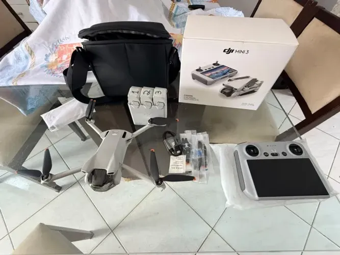  DJI MINI 3 FLY MORE COMBO - CONTROLE COM TELA