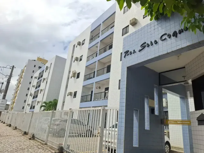 Apartamento térreo com 3 quartos s/ 1 suíte no Bancários com energia solar e 3 ar condicio