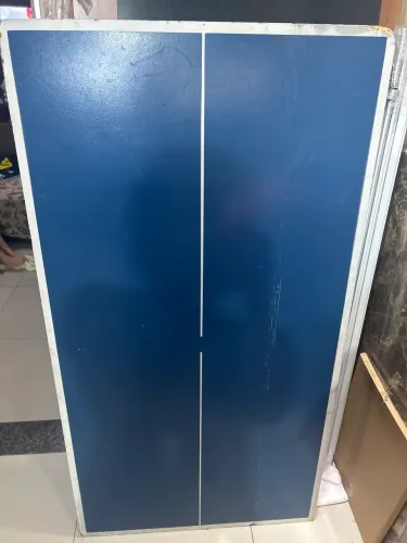 Mesa de ping pong pouco usada, com pequenas avarias!